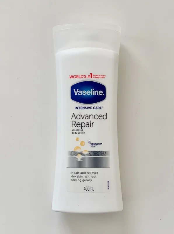 Vaseline Advanced Repair Lotion 400ml